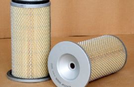 空压机的空气过滤器滤芯要多久换一次？